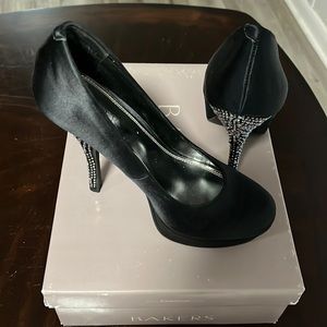 Black sparkly heels.